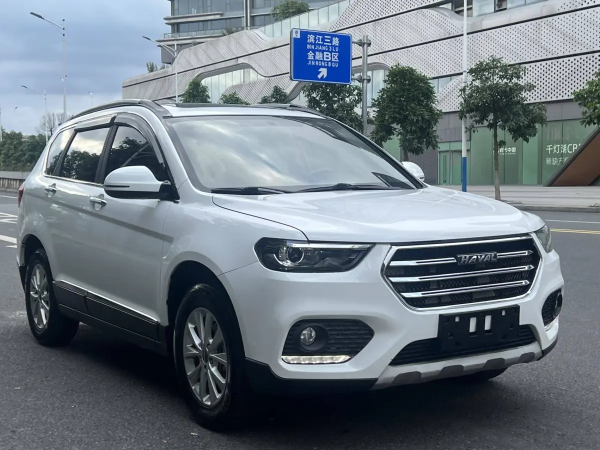 Haval H6 Sport Edition 1.5T Automatic Two-Wheel Drive Elite V view 2