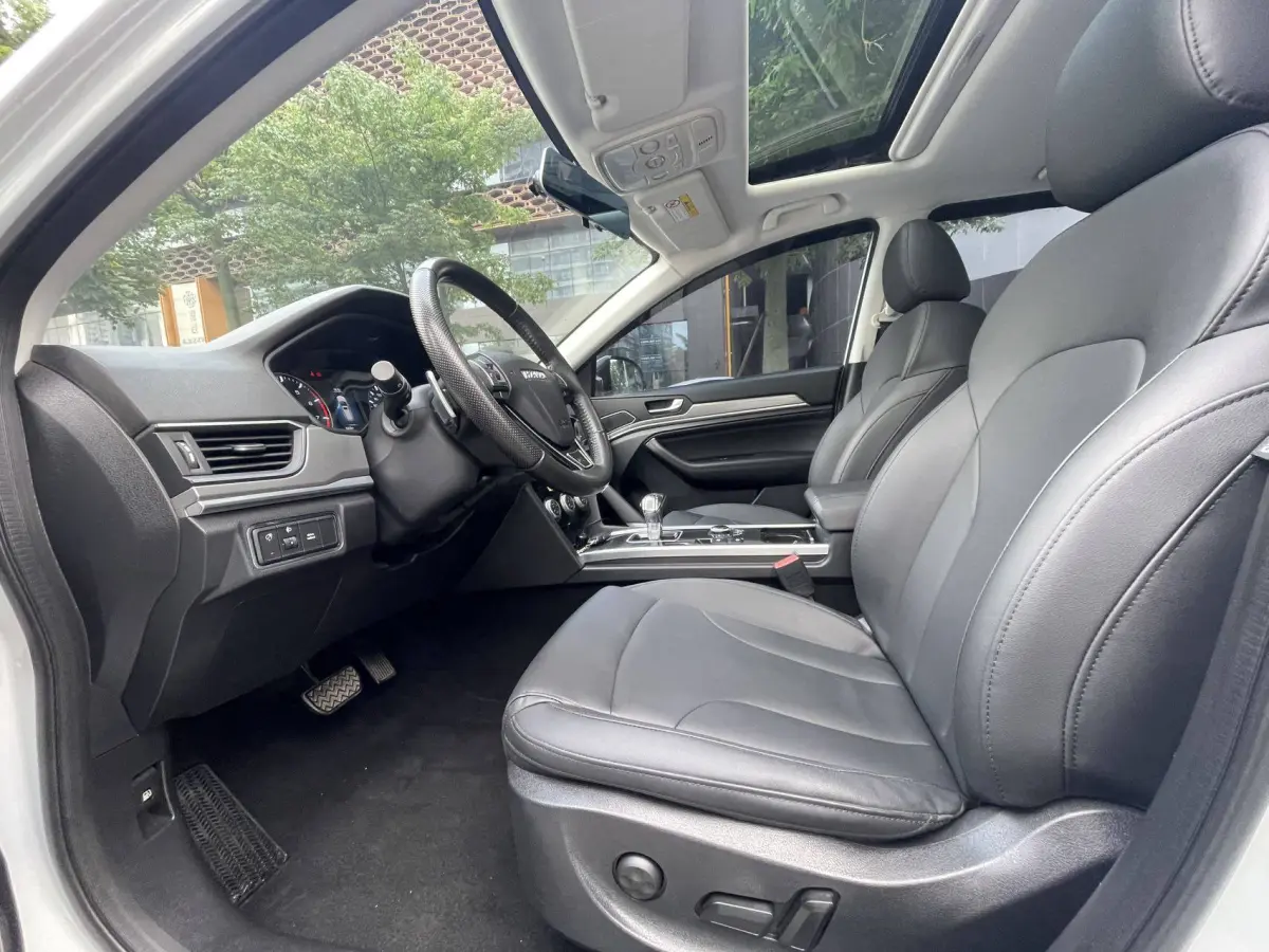 Haval H6 Sport Edition 1.5T Automatic Two-Wheel Drive Elite V view 9