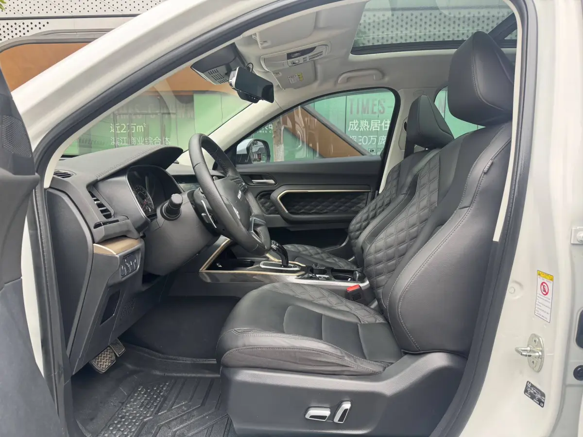Havel H6 1.5T Automatic Champion Edition view 4