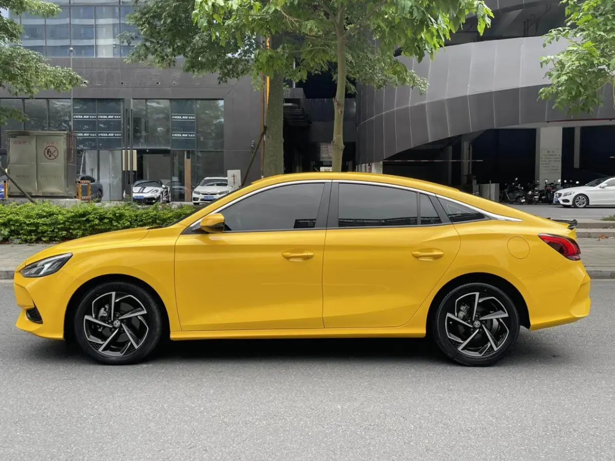 MG5 1.5T Trendy Chic Edition view 7