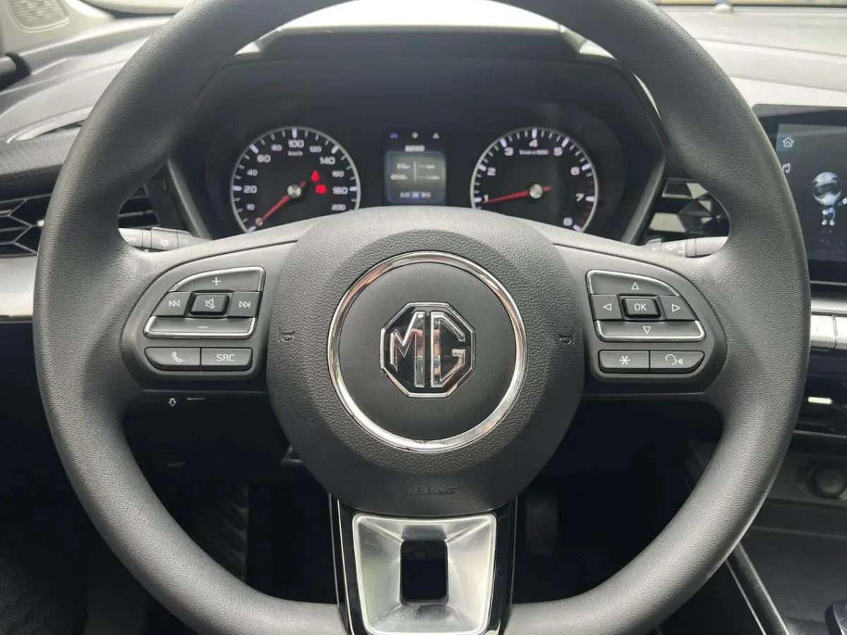 MG5 1.5T Trendy Chic Edition view 12