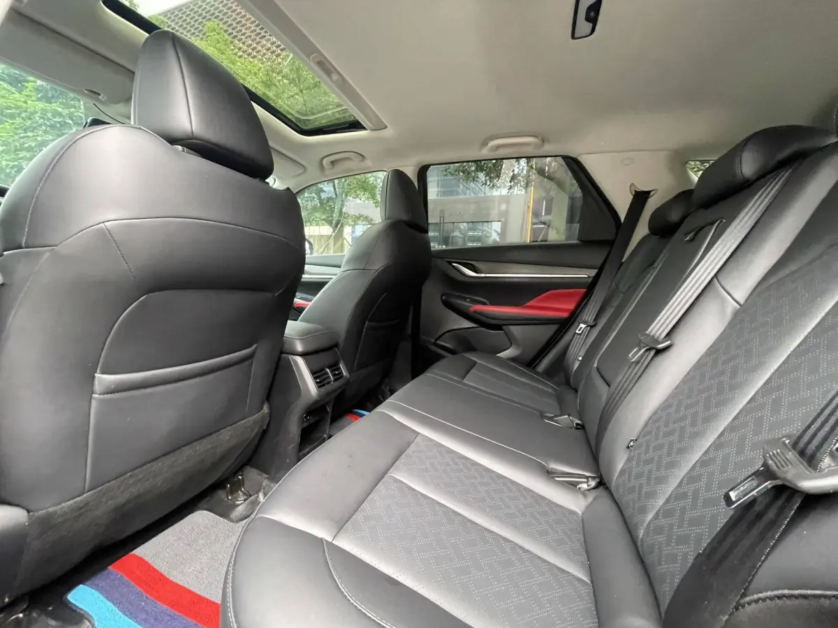 Changan CS55PLUS Blue Whale Edition 1.5T DCT Automatic Luxury Model view 5