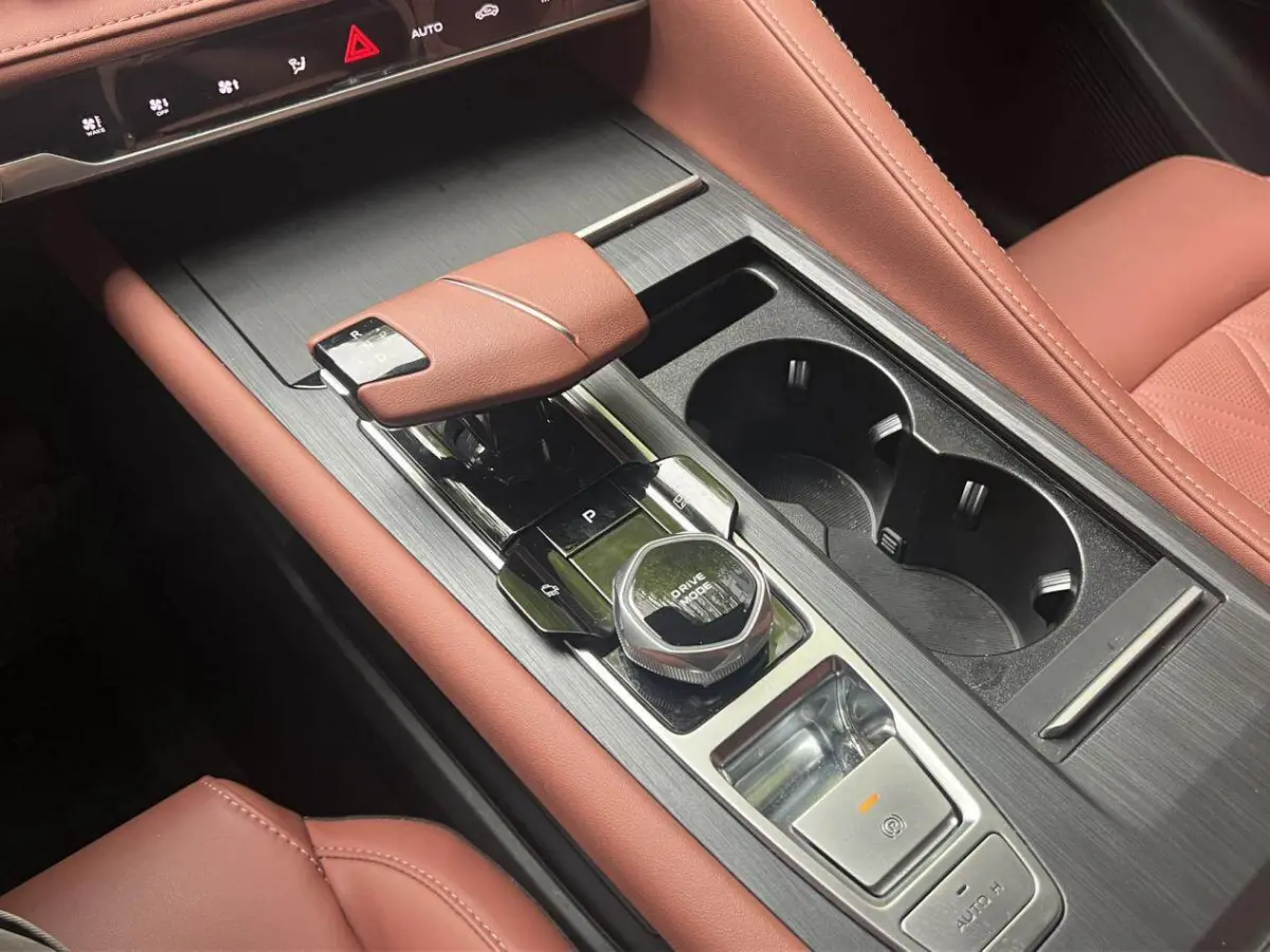 Changan Cs75 PLUS Distinguished version view 11