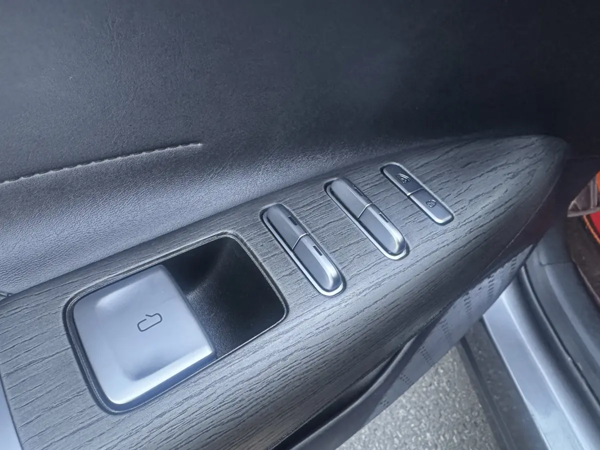 Changan CS75plus, New Blue Whale 1.5T Smart Premium Edition. view 14