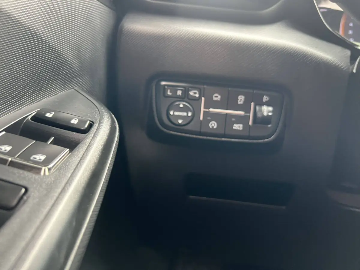 Oshan X5 Sport 1.5T DCT Hurricane Sonic Edition view 14