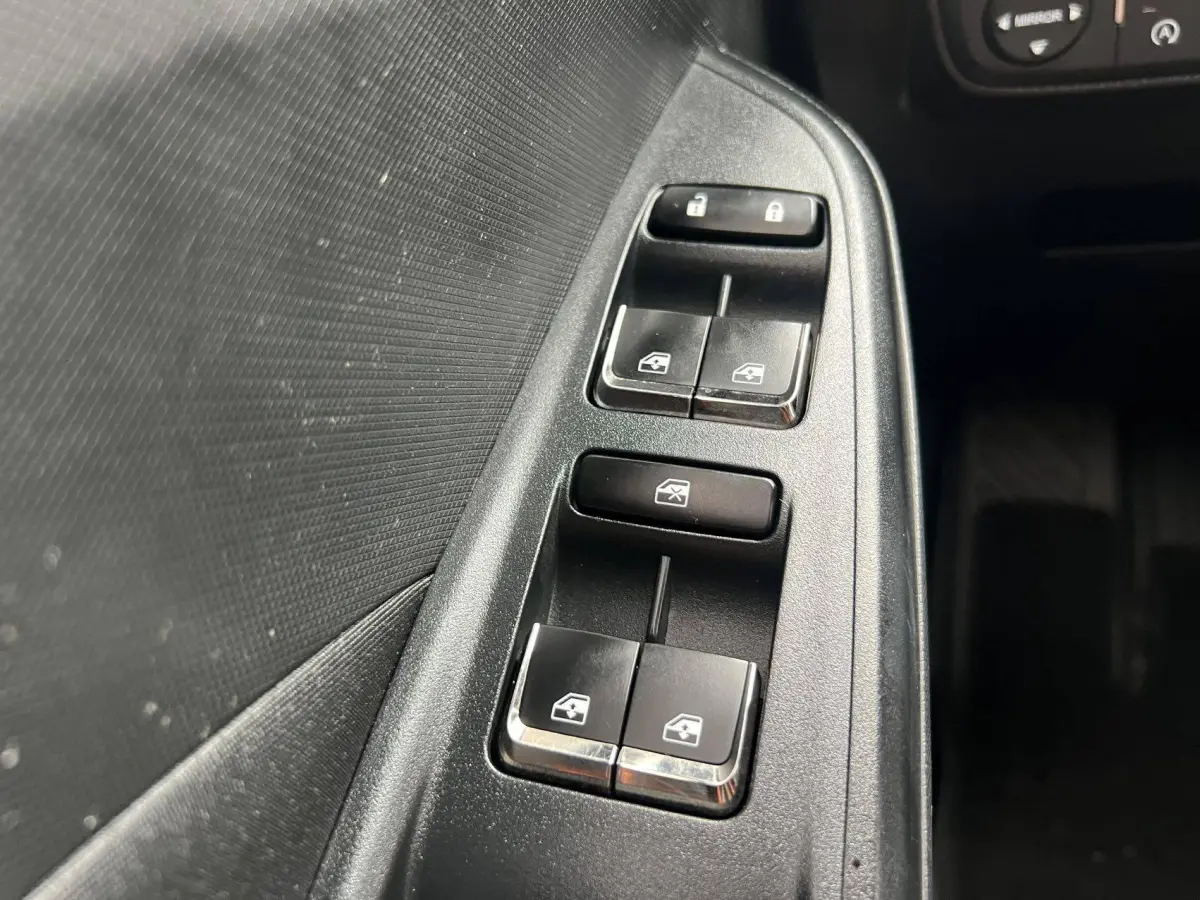 Oshan X5 Sport 1.5T DCT Hurricane Sonic Edition view 15