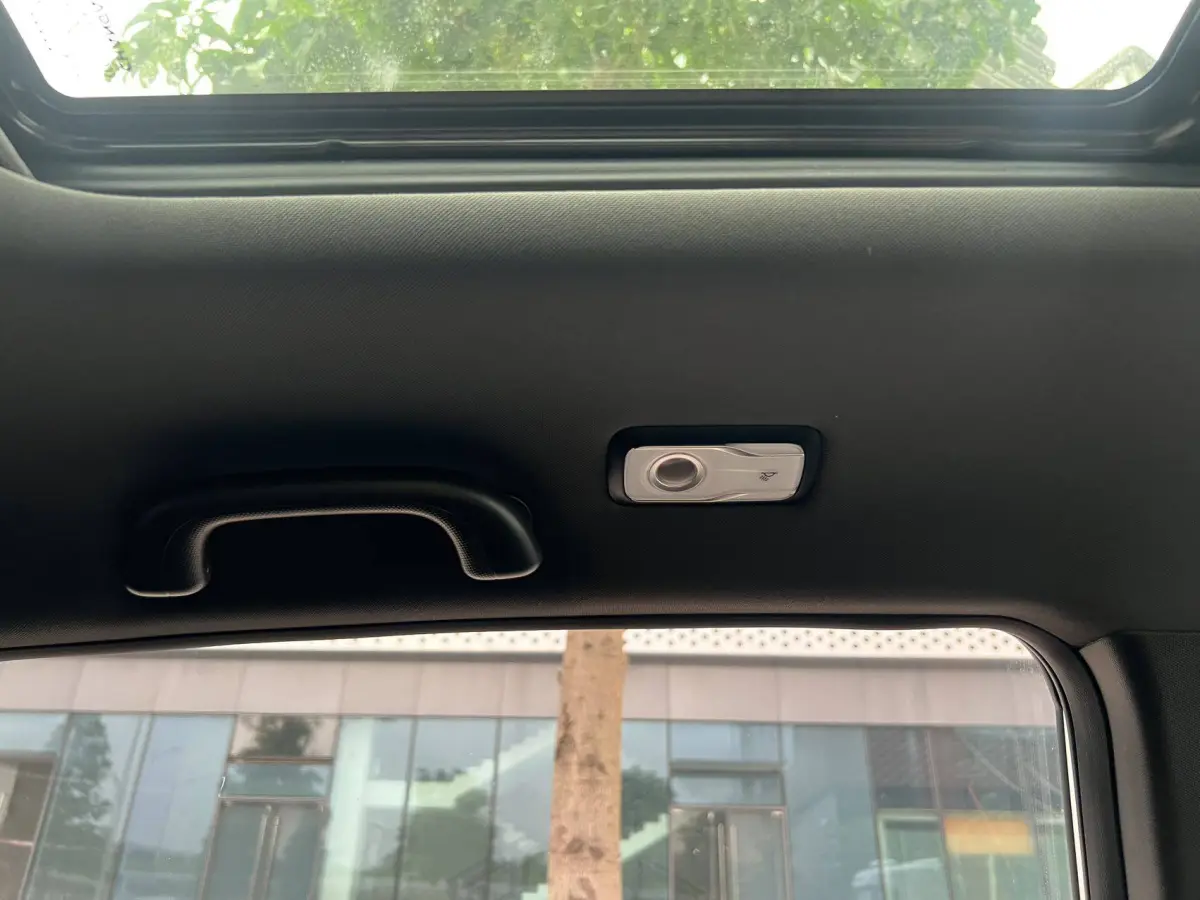 Oshan X5 Sport 1.5T DCT Hurricane Sonic Edition view 16