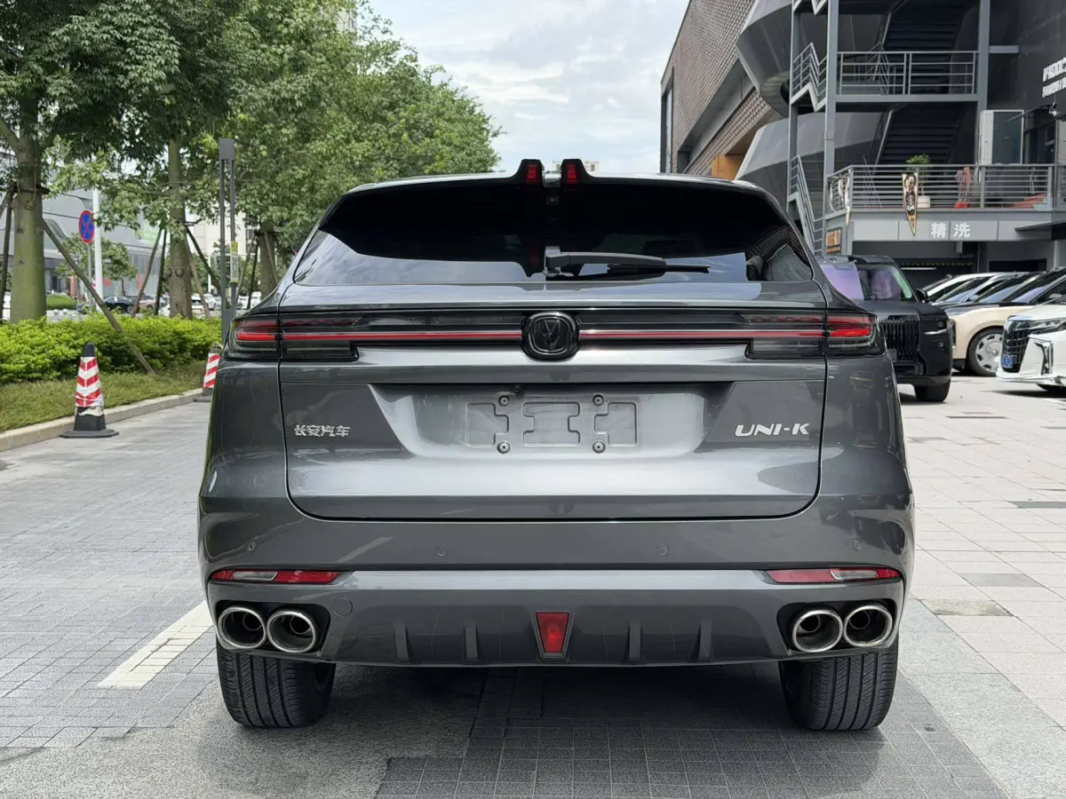 Changan UNI-K 2.0T Deluxe view 4