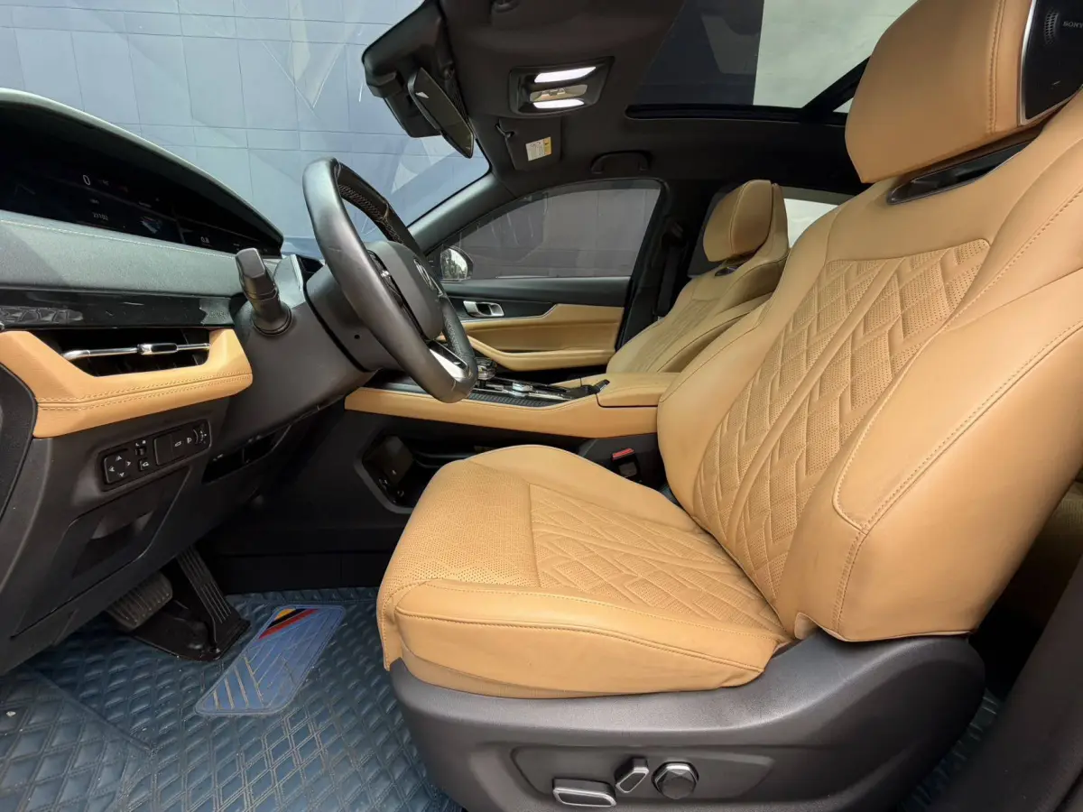 Changan UNI-K 2.0T Deluxe view 7
