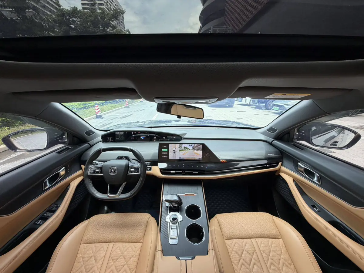 Changan UNI-K 2.0T Deluxe view 9