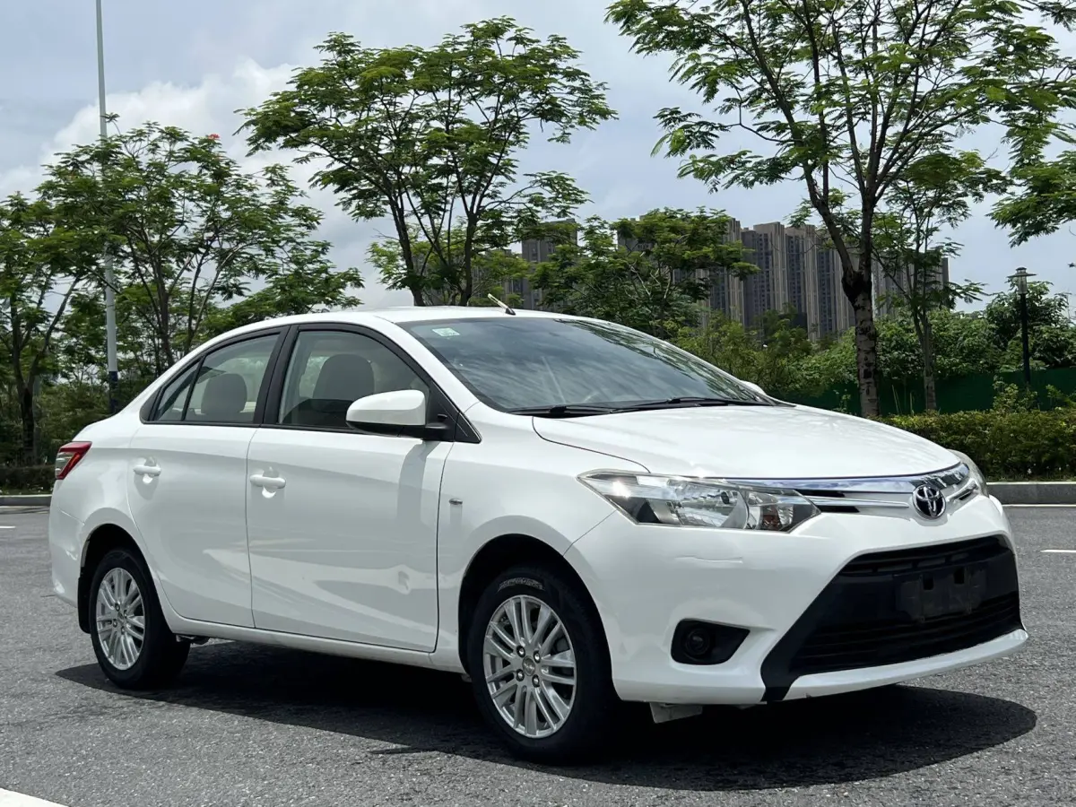 Toyota Vios 1.5L Auto Star Edition view 2
