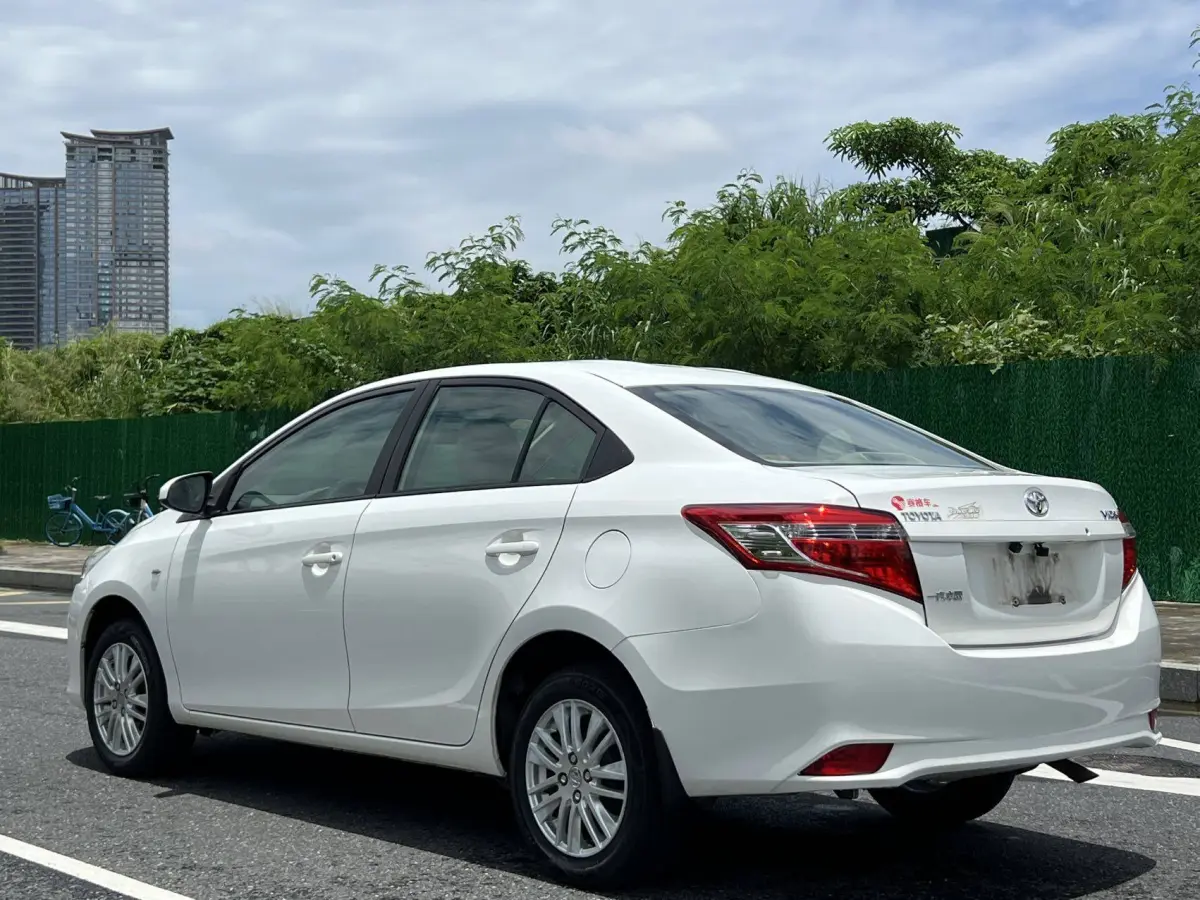 Toyota Vios 1.5L Auto Star Edition view 5