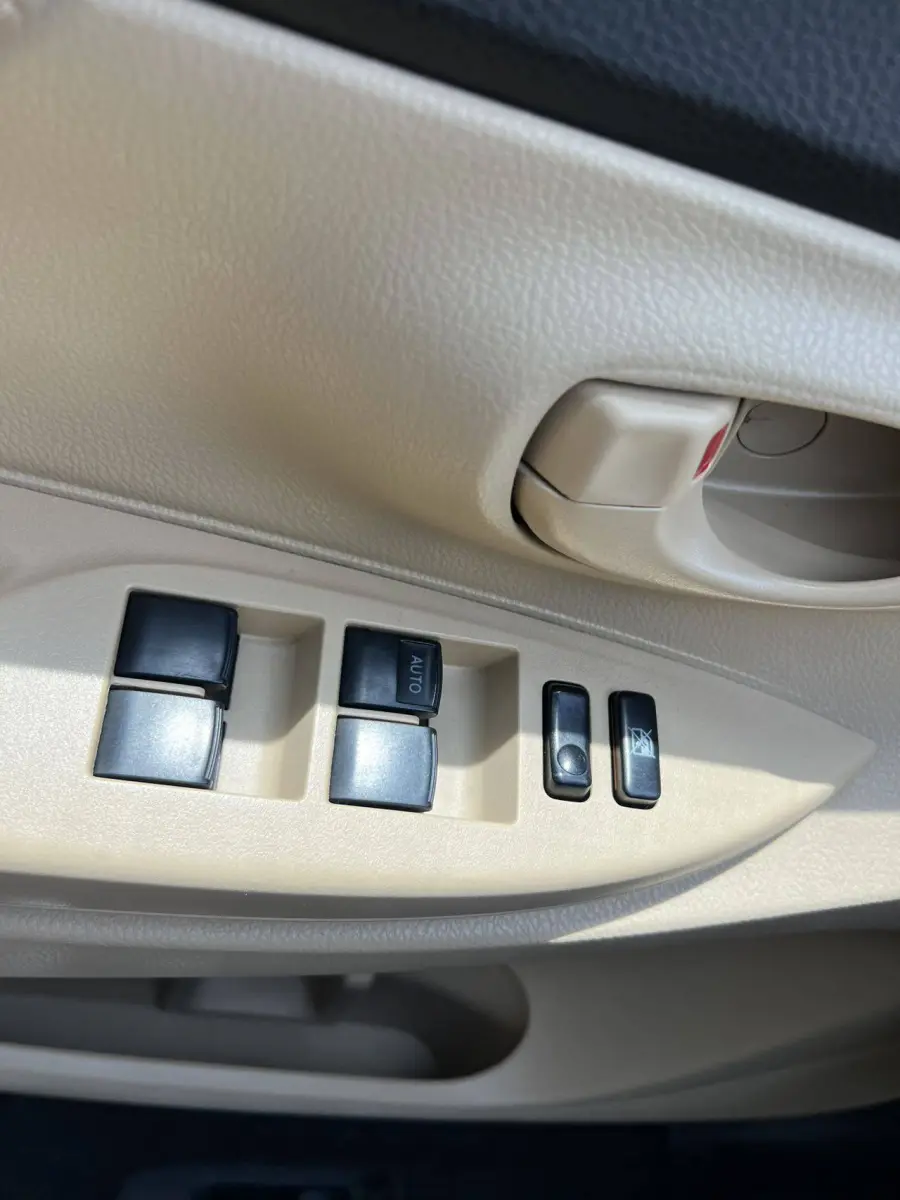 Toyota Vios 1.5L Auto Star Edition view 11