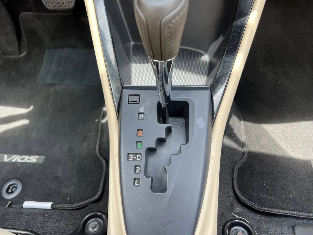 Toyota Vios 1.5L Auto Star Edition view 16
