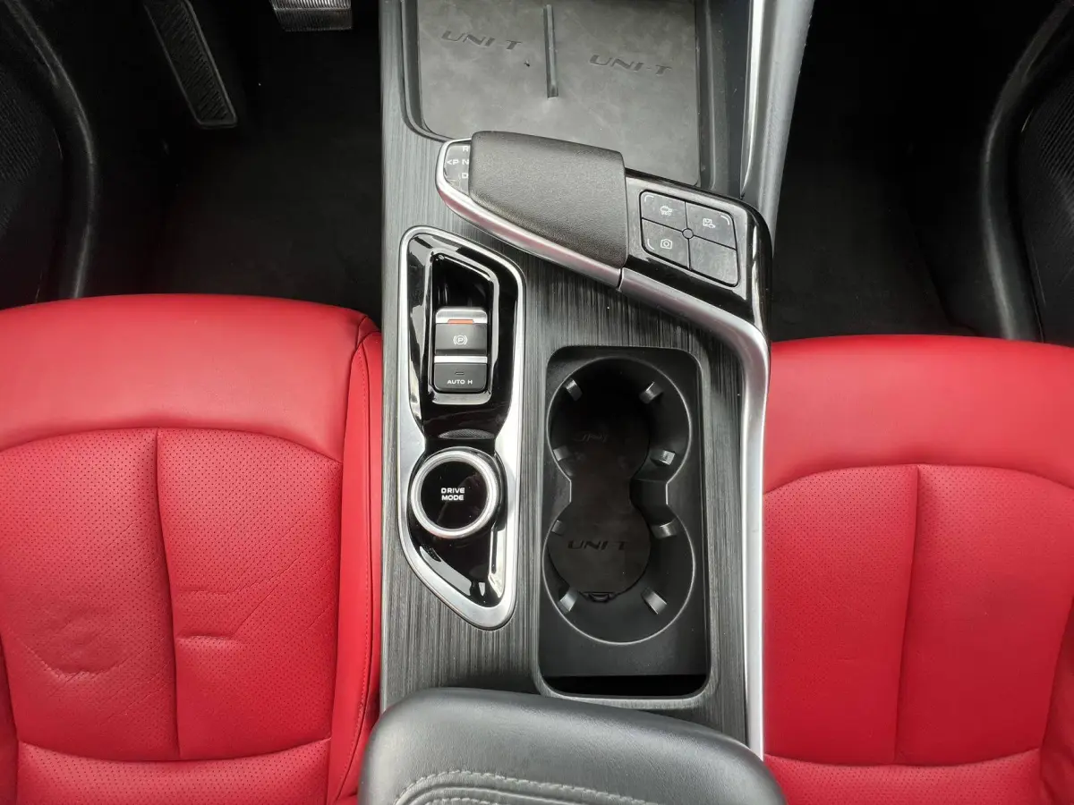 Changan UNI-T 1.5T Flagship view 11