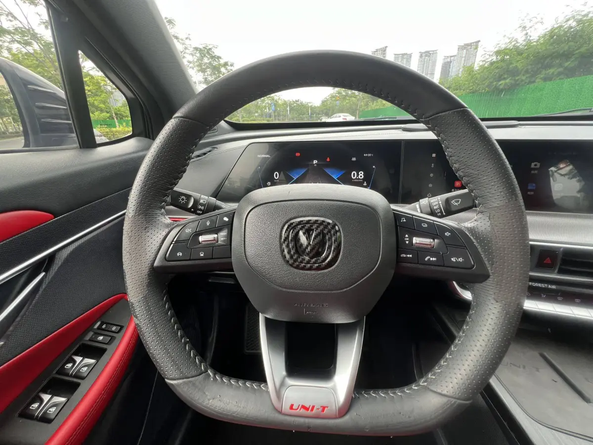 Changan UNI-T 1.5T Flagship view 13