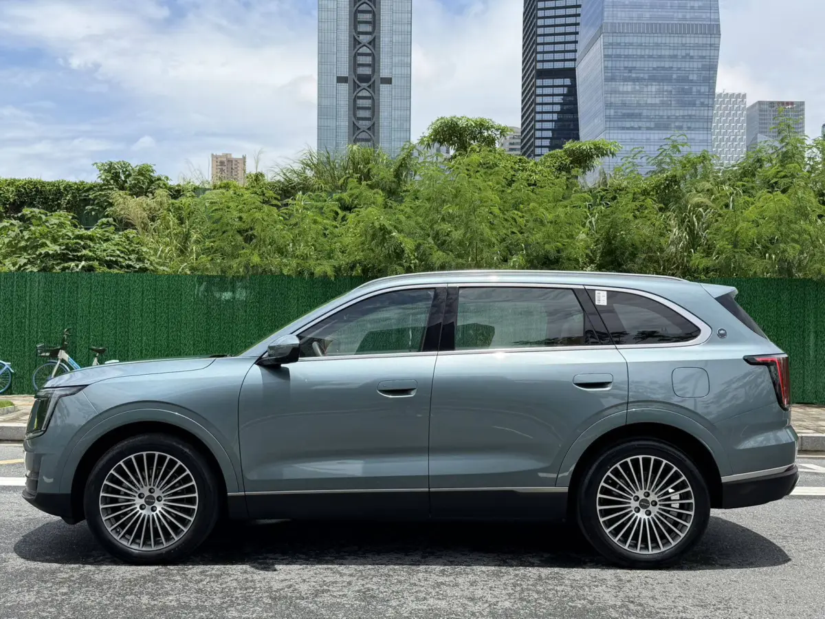 2026 Jetour X70L 2.0TD Automatic Flagship 7-Seater view 7