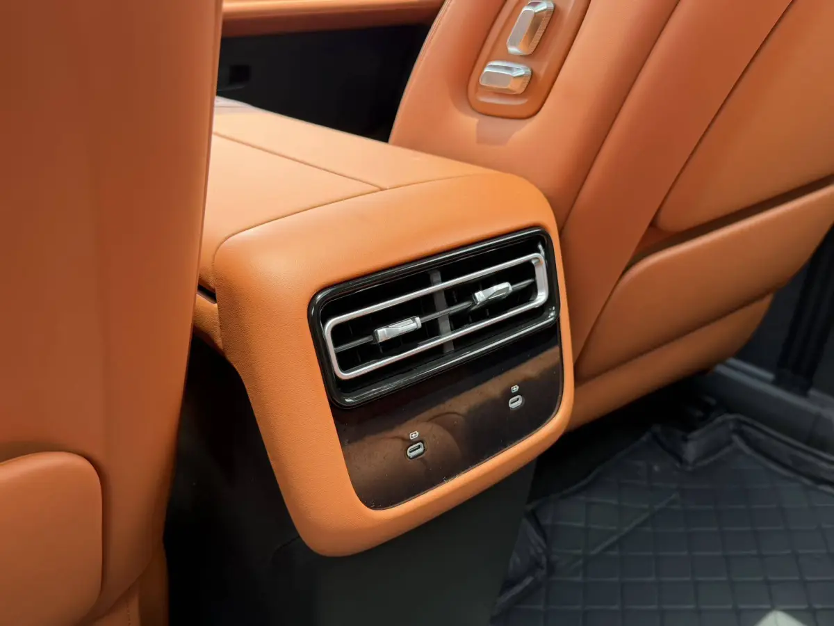 2026 Jetour X70L 2.0TD Automatic Flagship 7-Seater view 20