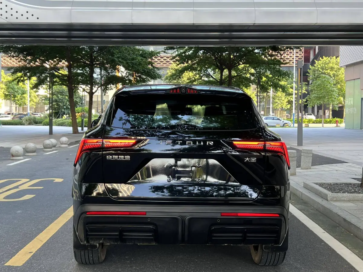 Jetour Dasheng 1.6T DCT King Plus view 5