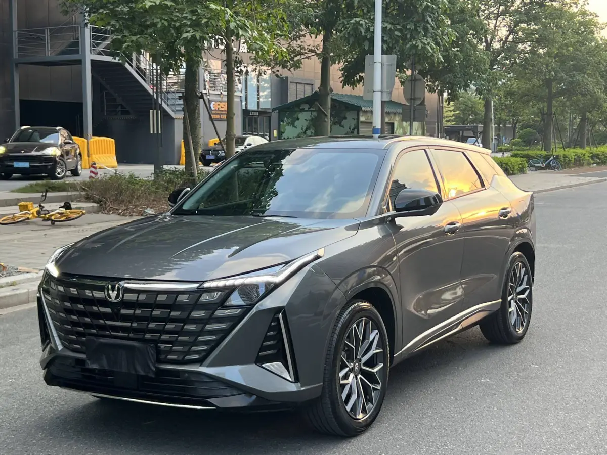2025 Changan UNI-Z 1.5T Luxury main view