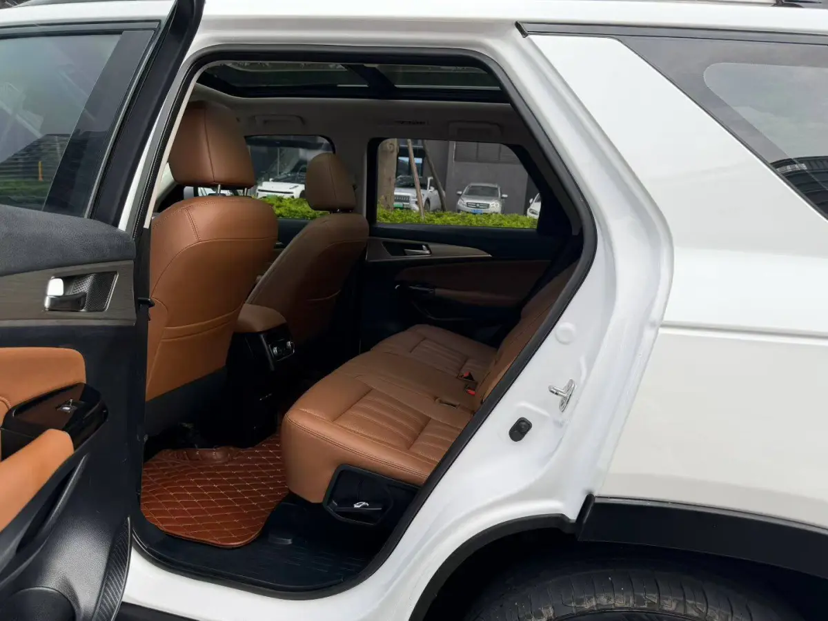 Changan CS95 2.0T 2WD Smart Enjoy Edition， view 6