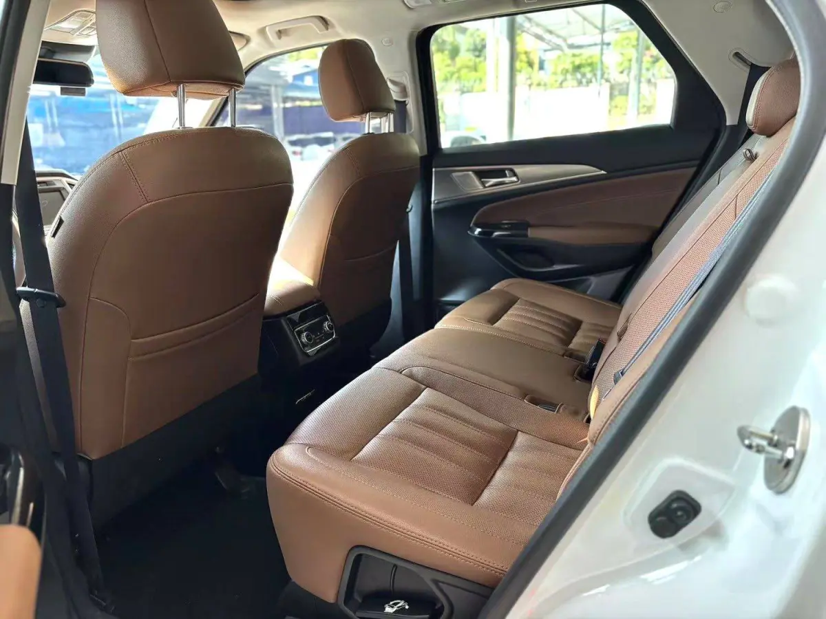 Changan CS95 2.0T 4WD Flagship Edition ， view 5