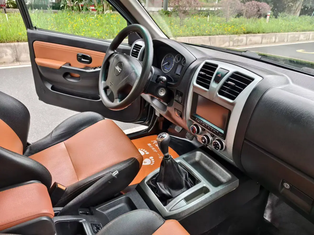 JMC 2.9T Diesel Engine view 7