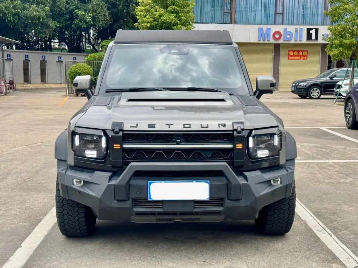 Jetour Traveller Silver Dragon Wing 2.0T 4WD view 2