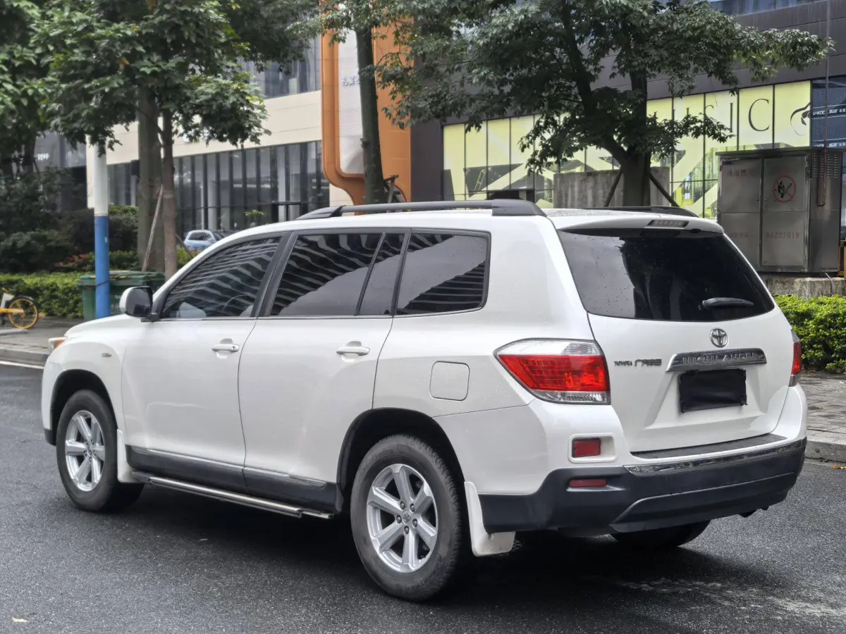2014 Toyota Highlander 2.7L Elite view 10