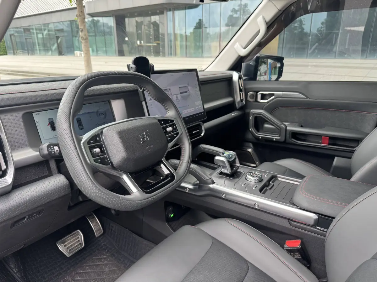 Jetour Traveler 2.0T Cross Country Edition view 6