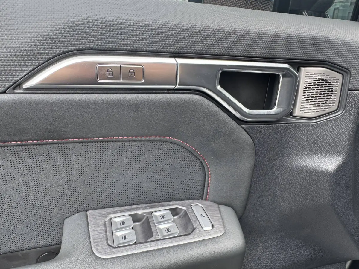 Jetour Traveler 2.0T Cross Country Edition view 7