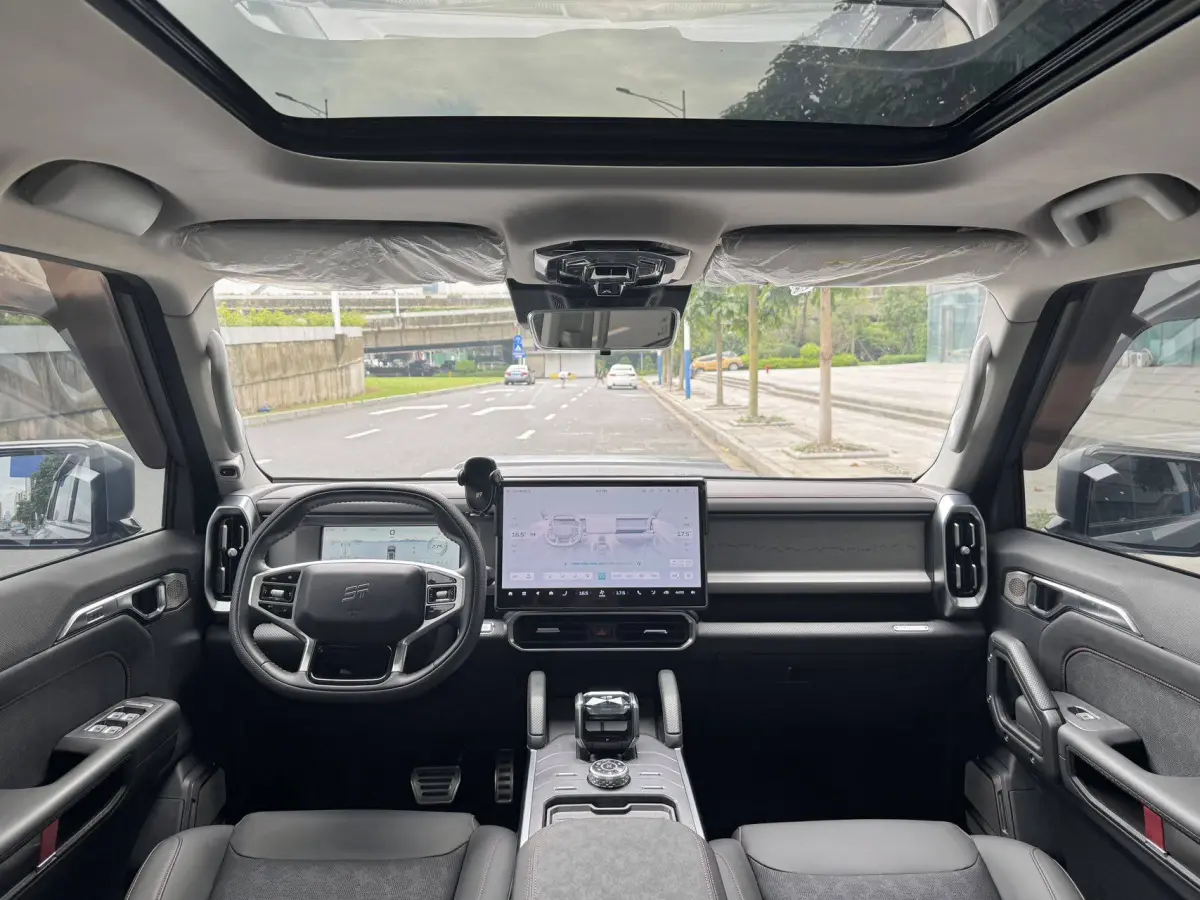 Jetour Traveler 2.0T Cross Country Edition view 27