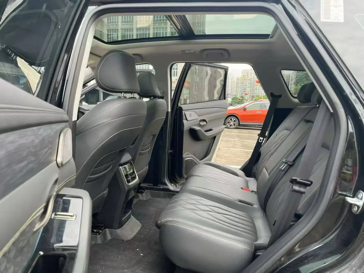 Jetour Shanhai L9 1.5TD 2DHT Pro 7-Seater view 5