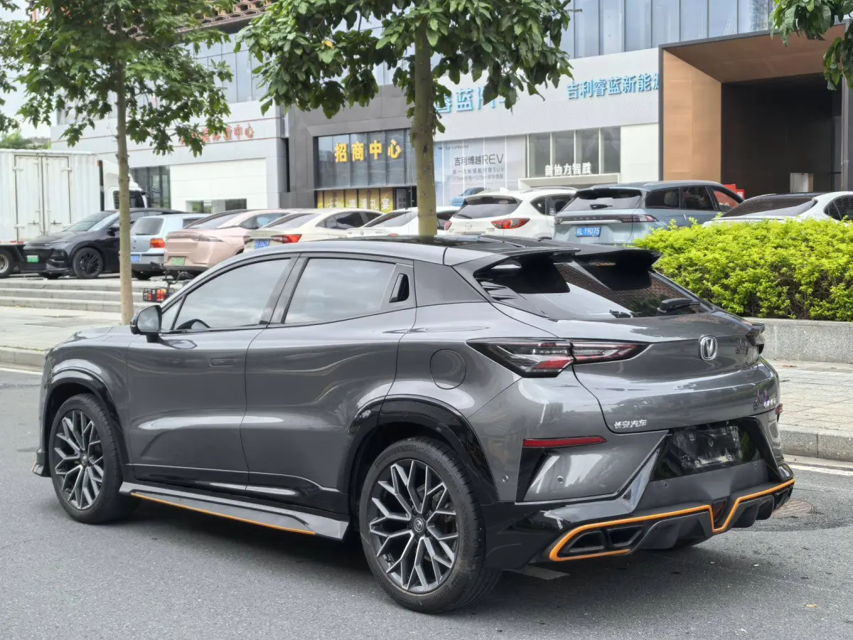 Changan UNI-T 1.5T Sport Flagship Edition view 5