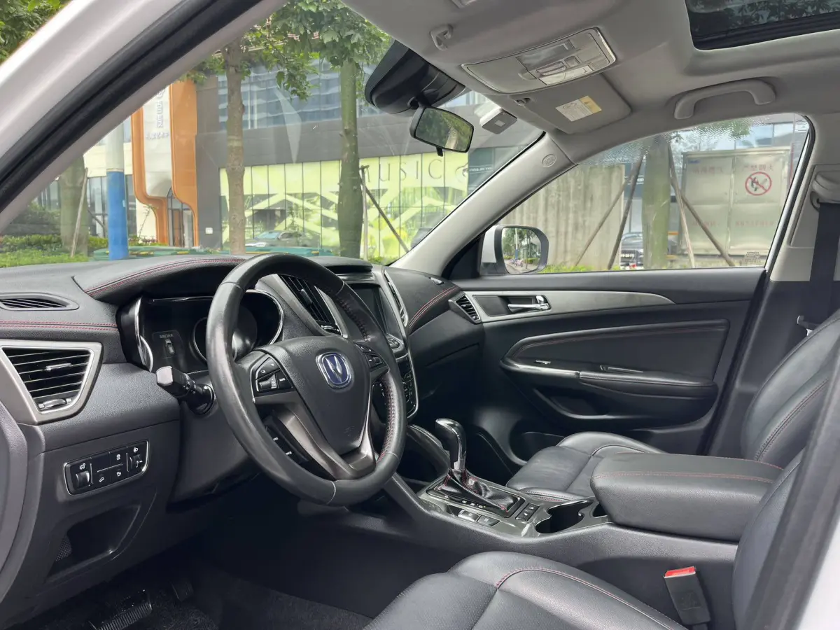 Changan CS75 1.5T Automatic Fengrui Edition (2017) view 9