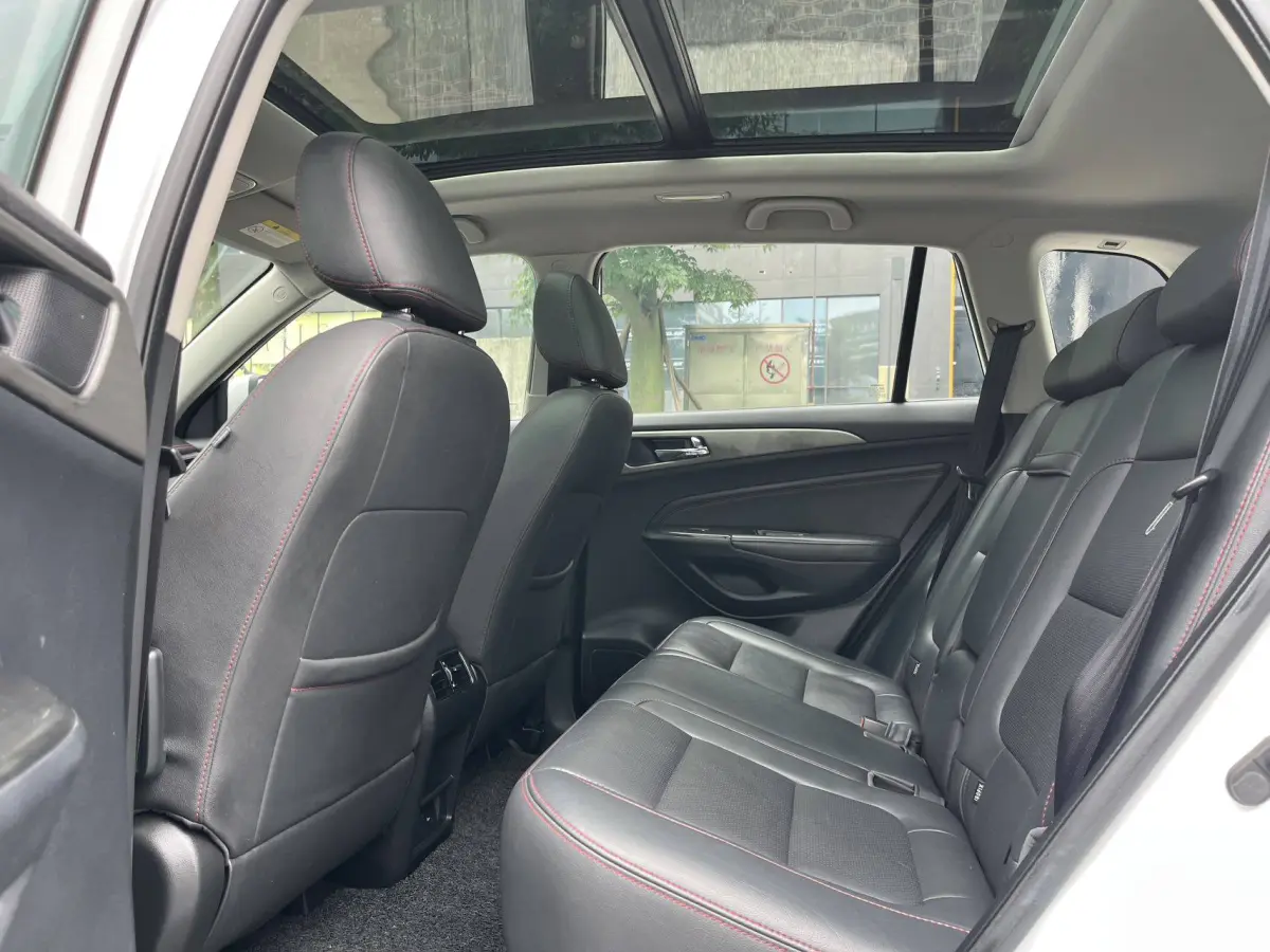 Changan CS75 1.5T Automatic Fengrui Edition (2017) view 10