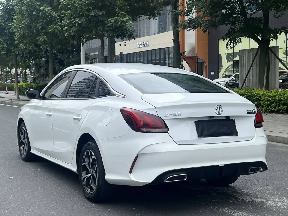 MG5 180DVVT CVT Deluxe Edition （1.5L） view 4
