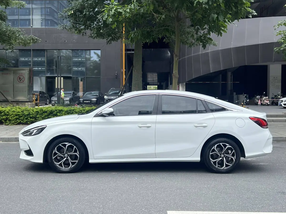 MG5 180DVVT CVT Deluxe Edition （1.5L） view 7