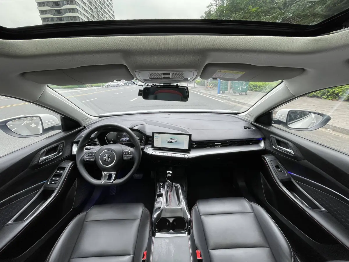 MG5 180DVVT CVT Deluxe Edition （1.5L） view 9