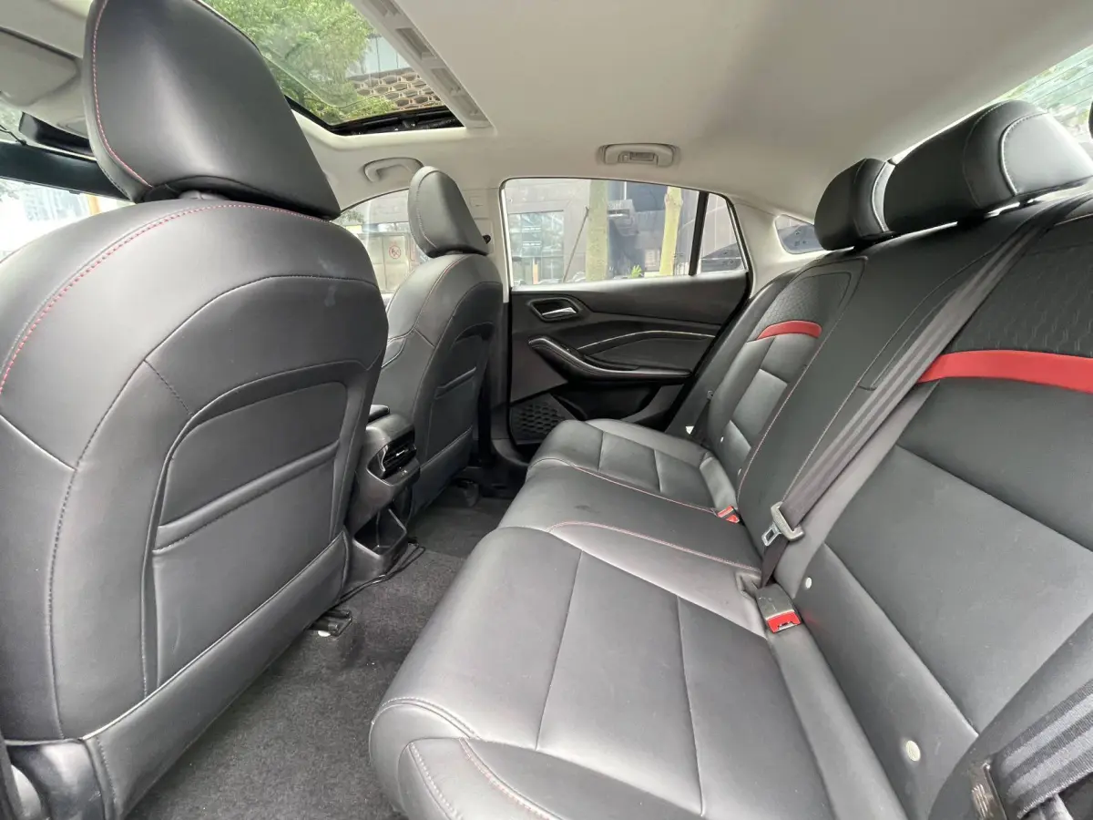 MG5 180DVVT CVT Deluxe Edition （1.5L） view 10