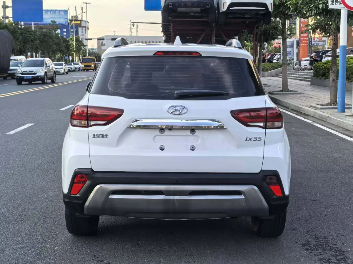 Beijing Hyundai ix35 2.0L Auto FWD – Smart & Brave Deluxe Edition view 6
