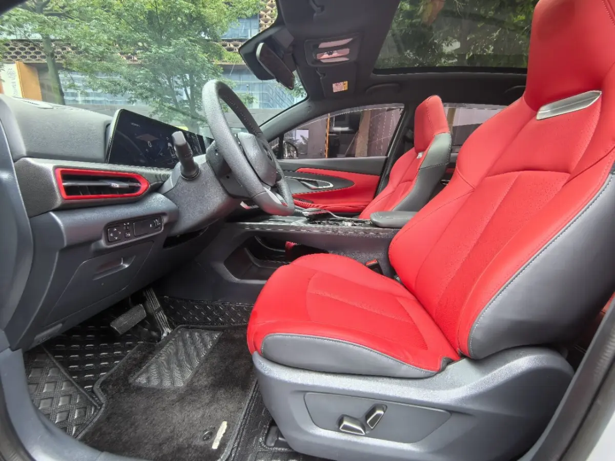 Changan UNI-T 1.5T Premium view 5