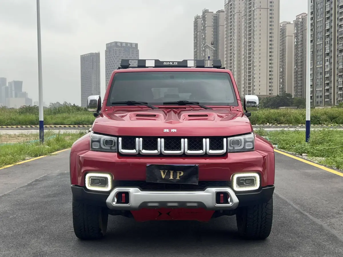 Beijing BJ40 2.0T 4WD Premium Edition view 2