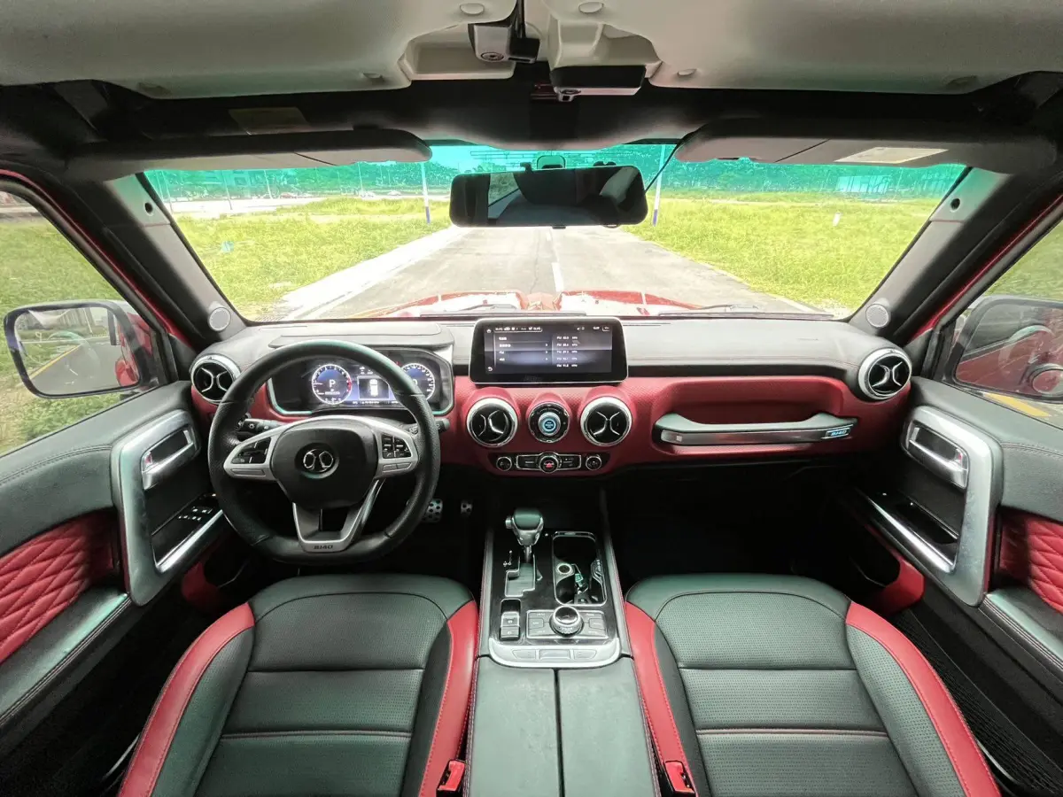 Beijing BJ40 2.0T 4WD Premium Edition view 9