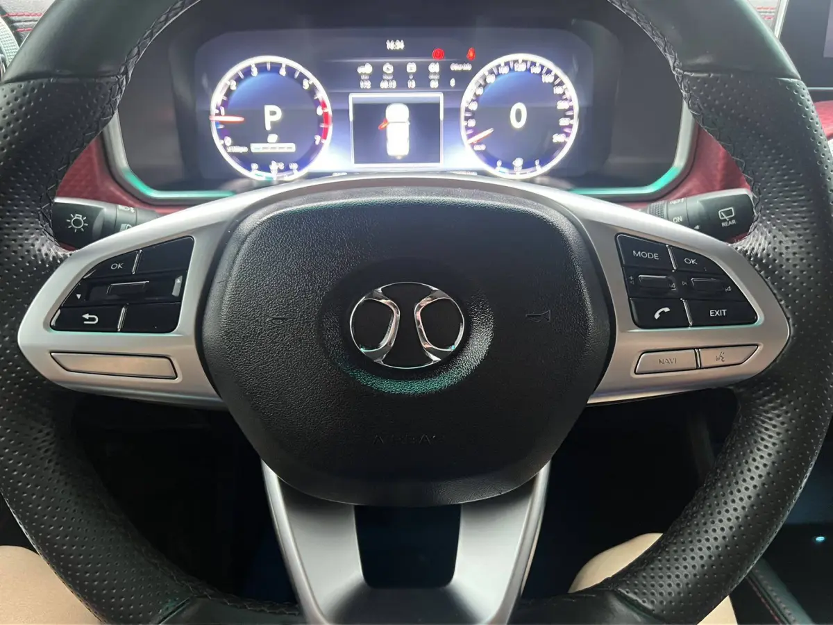 Beijing BJ40 2.0T 4WD Premium Edition view 13