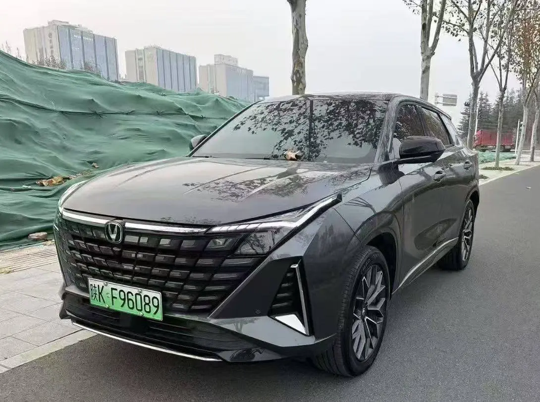 Changan UNI-Z iDD 1.5T Beyond Edition main view