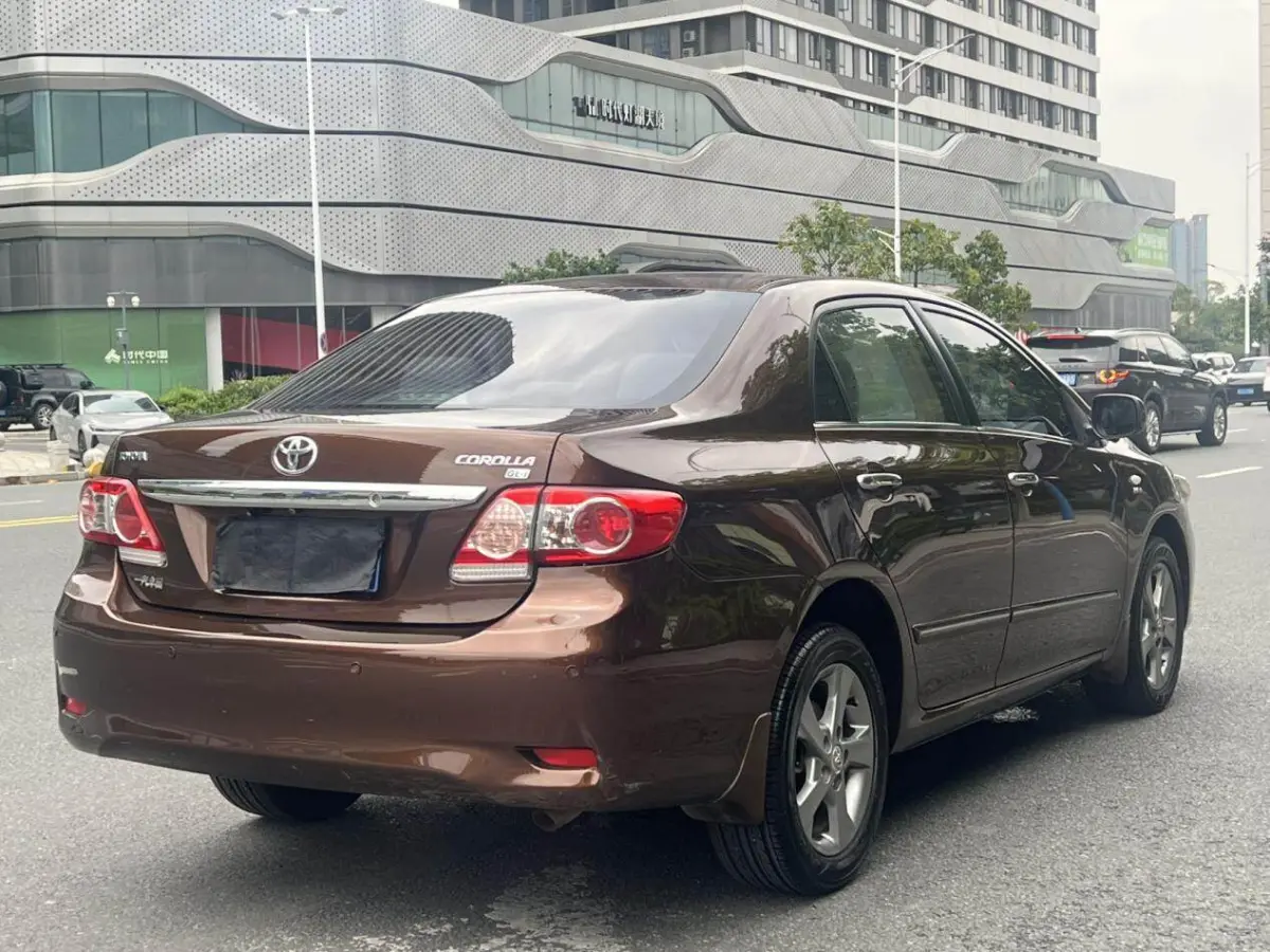 Toyota Corolla 1.8L Special Edition (Ultimate)GL-i view 6