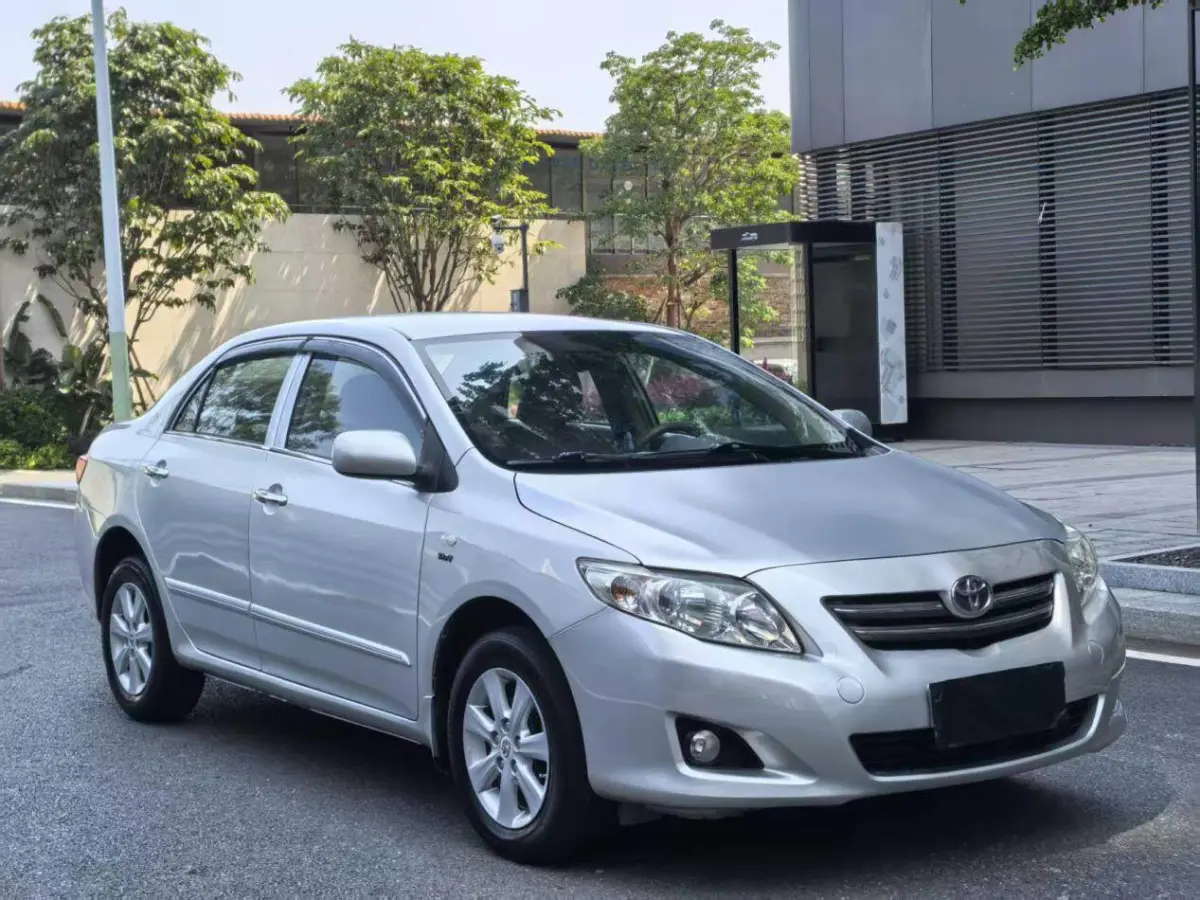 Toyota Corolla 1.6L Automatic Comfort view 3