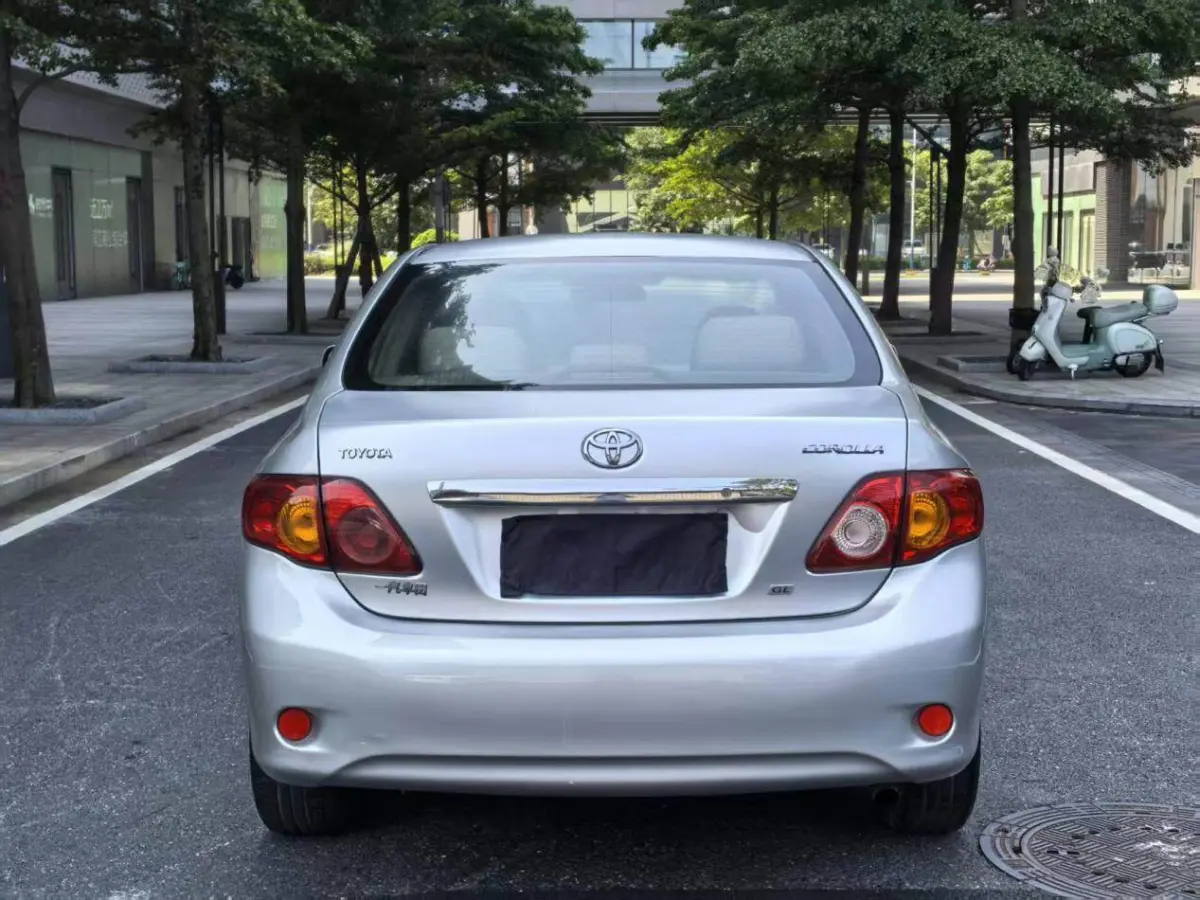 Toyota Corolla 1.6L Automatic Comfort view 6