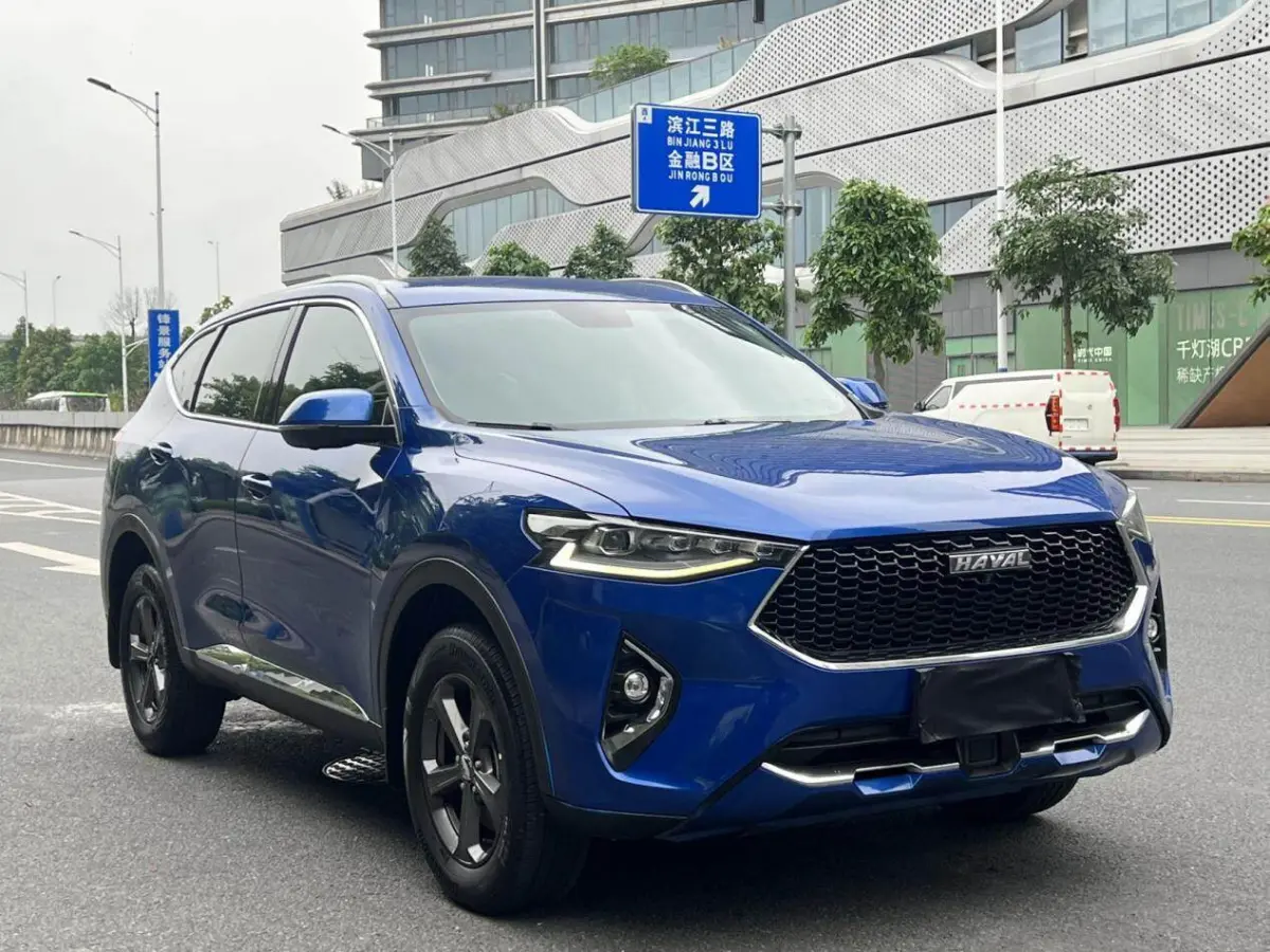 2019 Haval F7 two-wheel drive i type 1.5T view 3